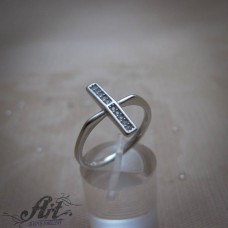 Сребърен дамски пръстен с циркони "Кръст"  R-1128